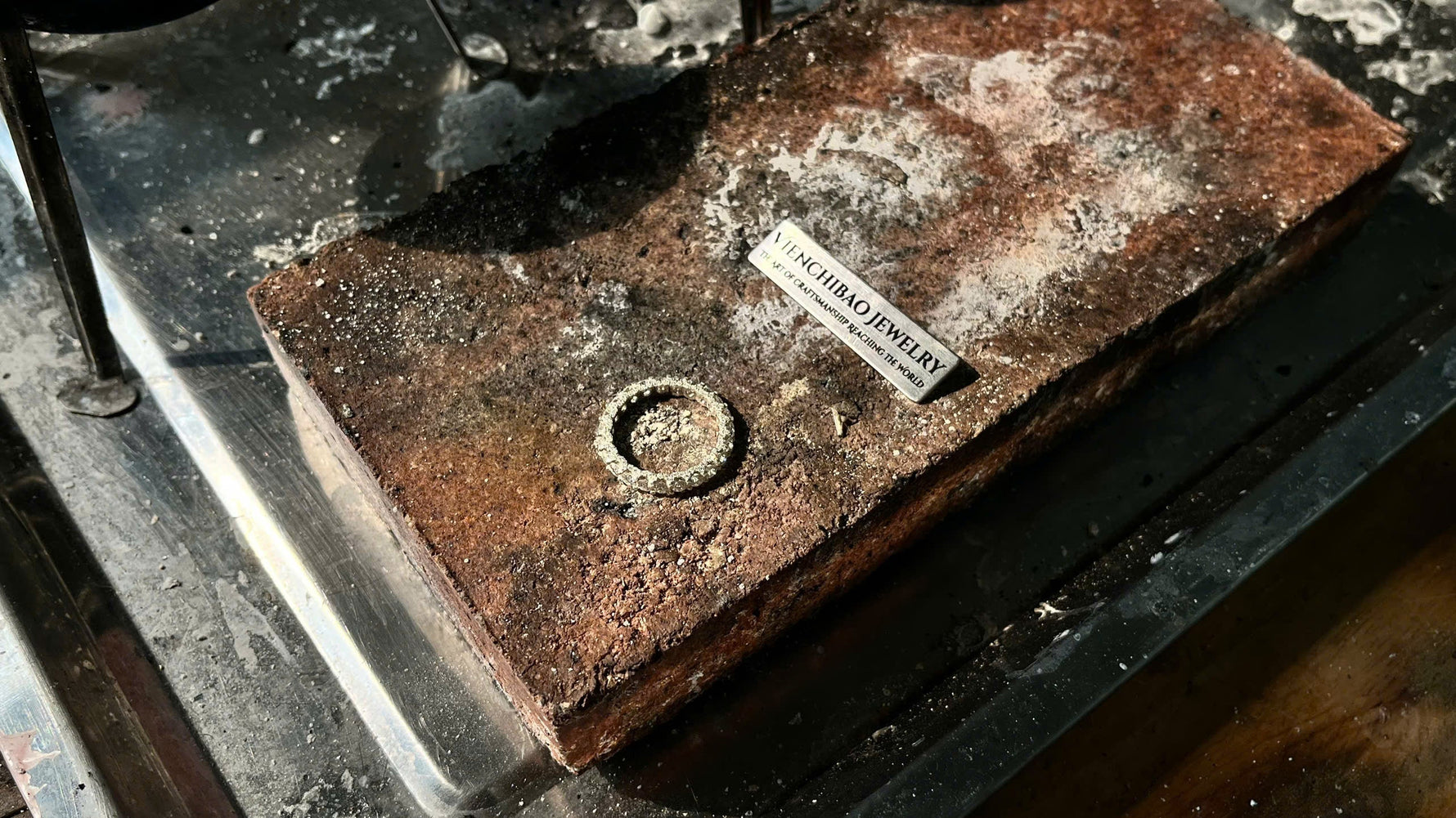 インビジブル・リング：永遠の愛の物語