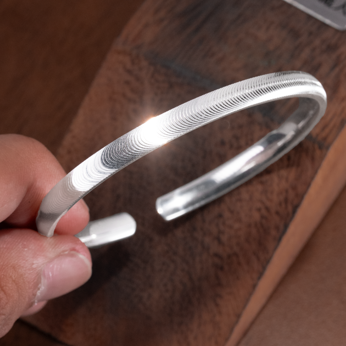 กำไลข้อมือ Cats Eye – เงิน S999 – L001347