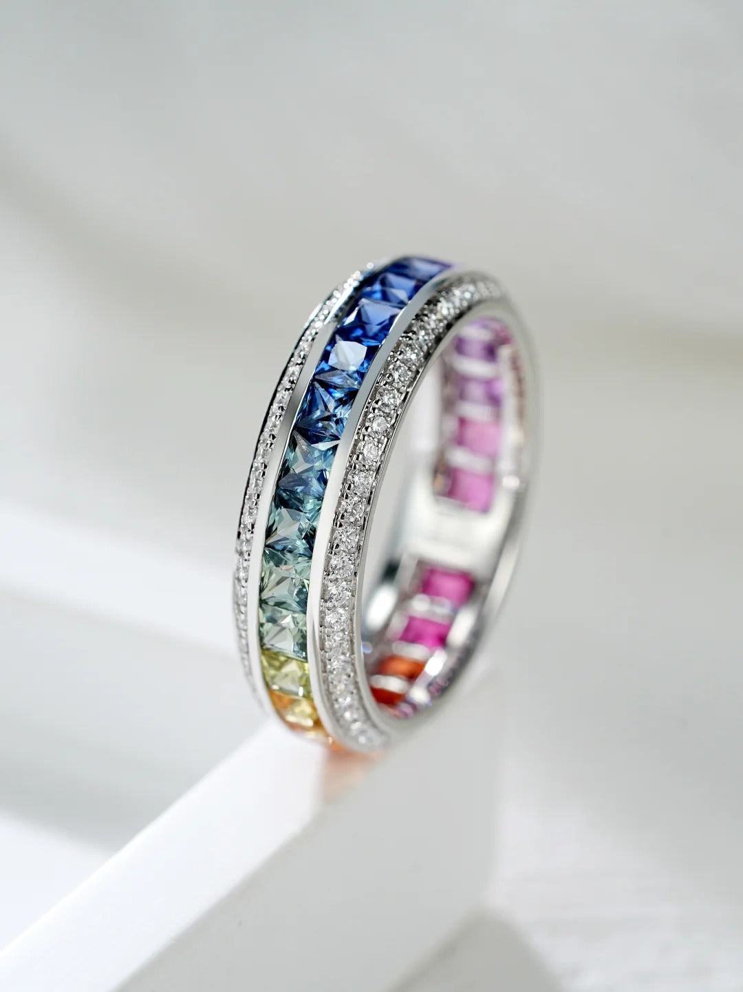 แหวน Rainbow ฝังพลอย CZ – เงิน S925