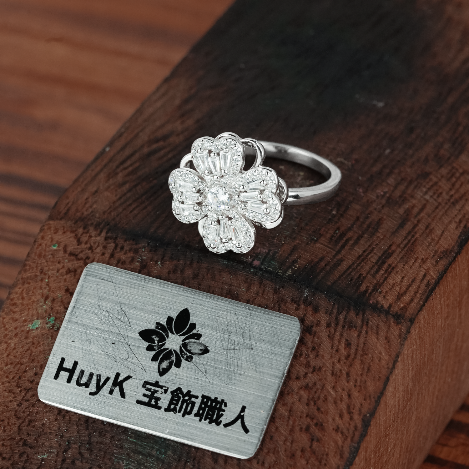 四つ葉のクローバー回転リング（CZストーン付き）- S925 - N001361