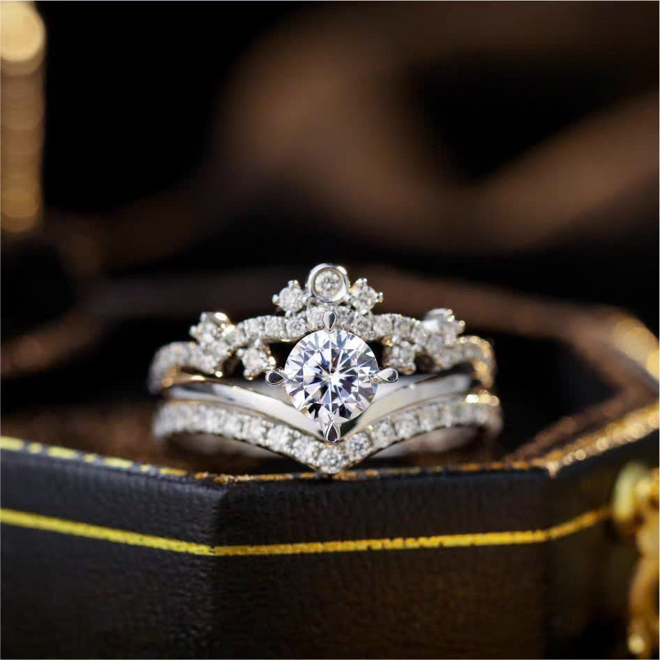 Cincin Mahkota Bunga Berkilau – Bridal Set Moissanite 6mm S925